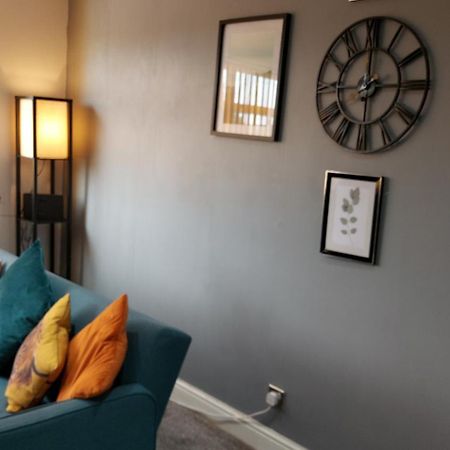 Hilltop Place Suites Near Doncaster Racecourse Eksteriør billede
