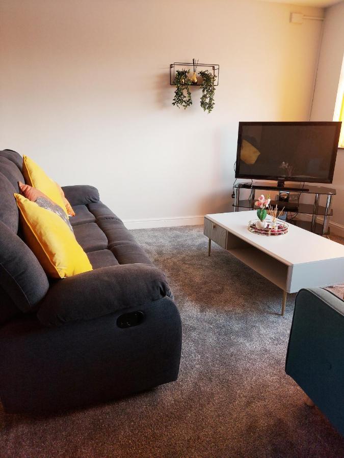 Hilltop Place Suites Near Doncaster Racecourse Eksteriør billede