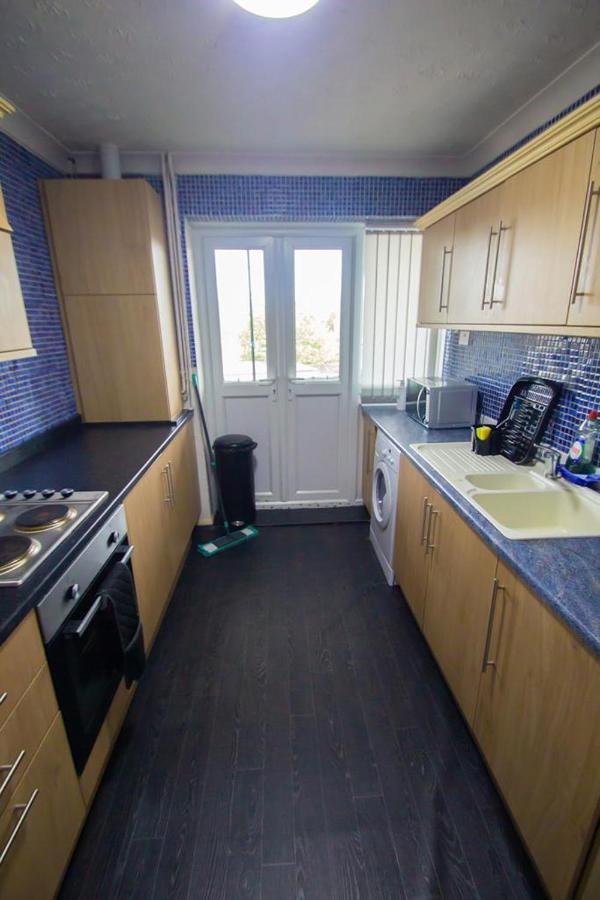 Hilltop Place Suites Near Doncaster Racecourse Eksteriør billede