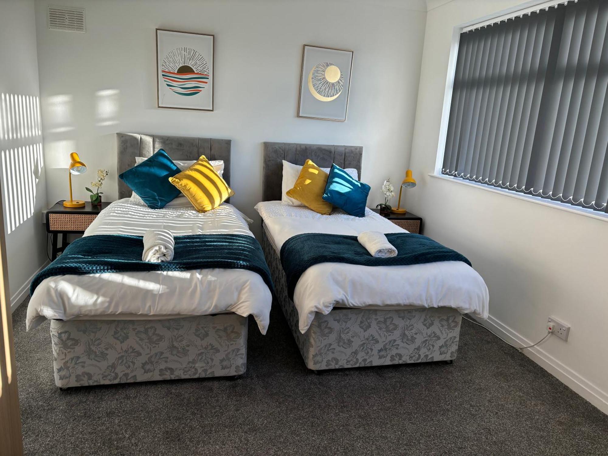 Hilltop Place Suites Near Doncaster Racecourse Eksteriør billede